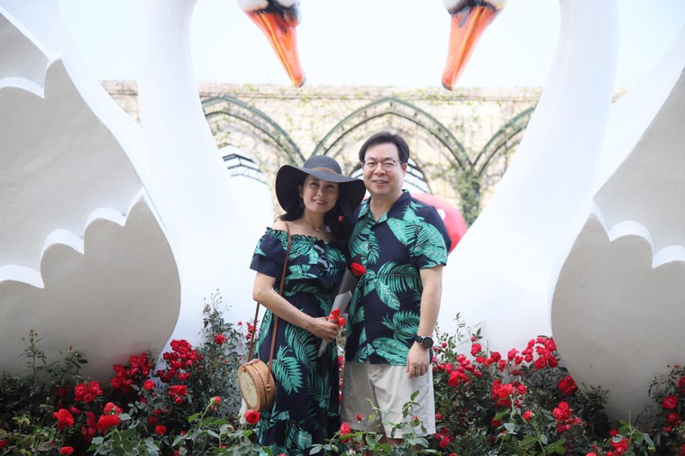 Muôn sắc màu Valentine ở các khu vui chơi trên cả nước ảnh 4