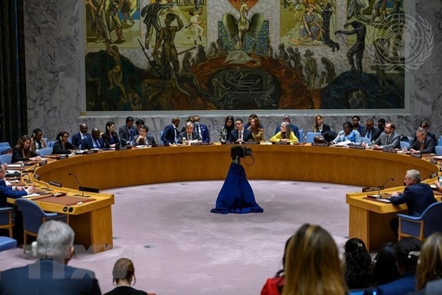 Việt Nam lấy con người làm trung tâm ứng phó tình trạng nước biển dâng ảnh 1