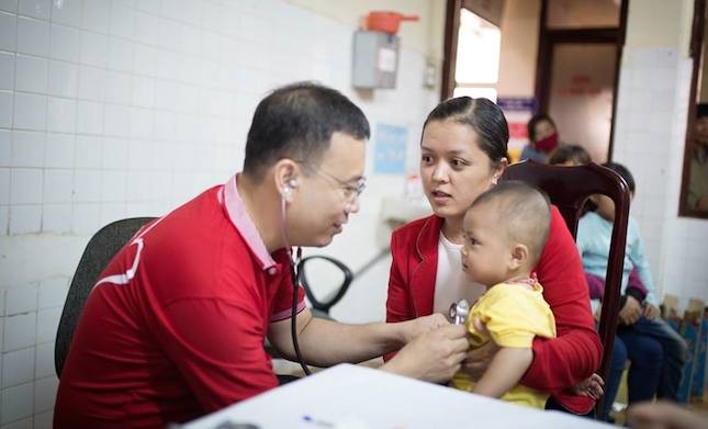 Công bố đầu số nhắn tin cứu trẻ em nghèo mắc bệnh tim bẩm sinh ảnh 1