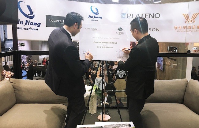 Khách quốc tế nườm nượp trải nghiệm Cocobay Đà Nẵng ảnh 2