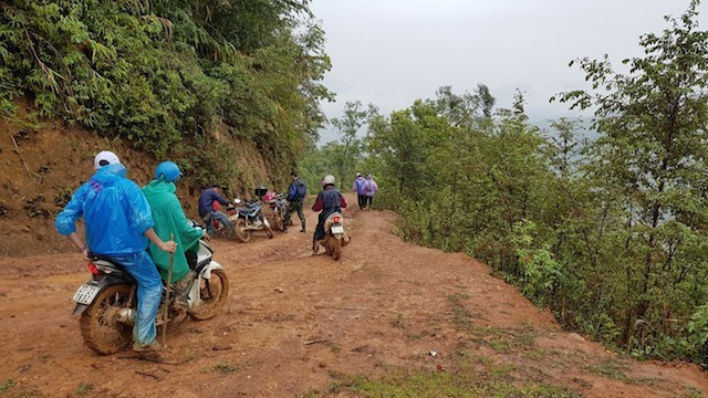 ‘Mang’ trường tiểu học lên vùng cao Pú Xi, Điện Biên ảnh 1