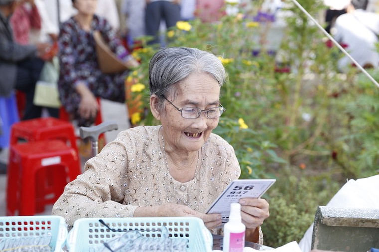 Nữ tỉ phú hàng không và thông điệp gây sốt mùa Vu lan ảnh 3