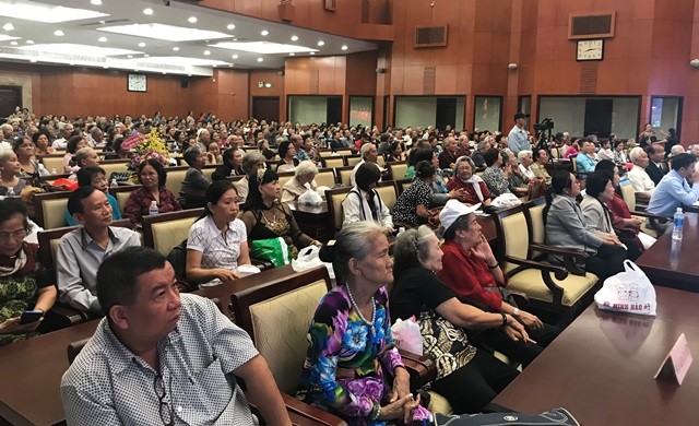 Gần 1000 người cao tuổi được Vinamilk mừng thọ, chăm sóc sức khỏe ảnh 2