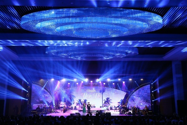 ‘Đêm tự tình’đưa khán giả lên chuyến tàu hoài niệm về tình yêu ảnh 1