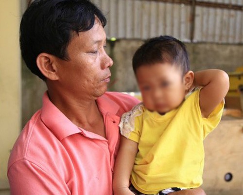 Bảo mẫu ở Sài Gòn: 'Dùng dao dọa, đánh để trẻ ngoan' ảnh 1