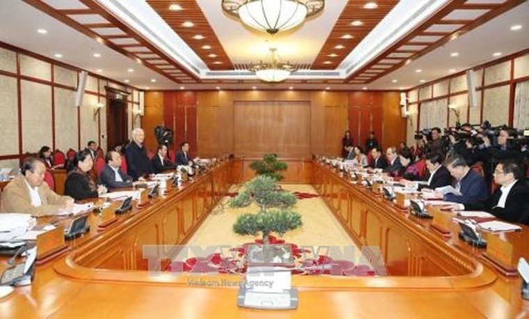 Tổng bí thư: Công tác cán bộ cực kỳ quan trọng ảnh 1