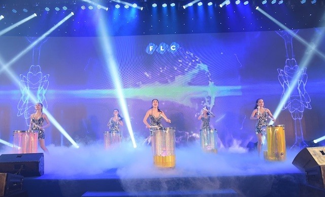 Hơn 1.000 sales hội tụ tại sự kiện kickoff Amazing Race ảnh 2