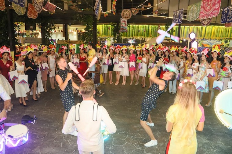 Thí sinh HHVN 2018 shock với những trải nghiệm tại Cocobay Đà Nẵng ảnh 3