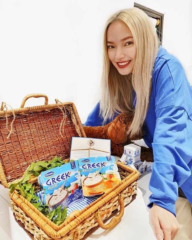 Món quà đậm chất Hy Lạp ‘đốn tim’ Kỳ Duyên, Phương Ly và các sao nữ ảnh 4