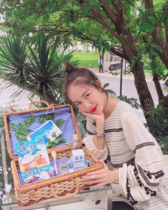 Món quà đậm chất Hy Lạp ‘đốn tim’ Kỳ Duyên, Phương Ly và các sao nữ ảnh 3