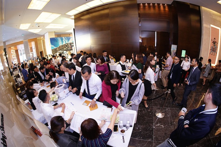 Đã tìm ra chủ nhân của giải thưởng căn hộ cao cấp 2,2 tỷ đồng tại Imperia Sky Garden ảnh 1