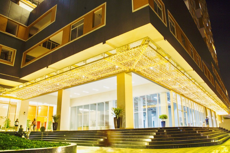 Khu đô thị Dragon City lộng lẫy, kỳ ảo trong mùa Giáng sinh ảnh 4