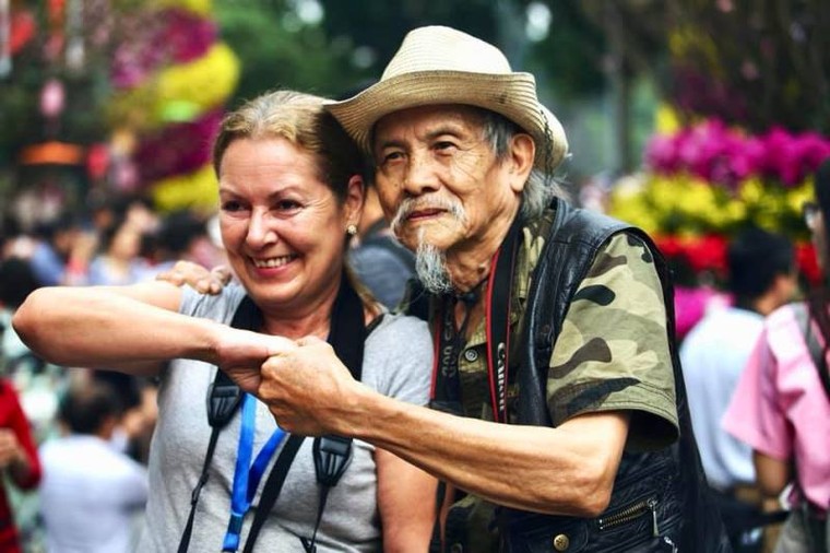 Hơn triệu người ‘check in’ Lễ hội hoa anh đào Nhật Bản- Hà Nội 2019 ảnh 5