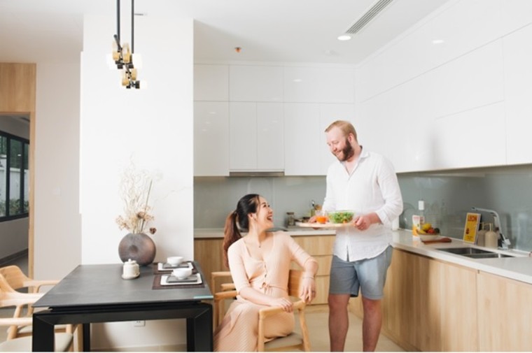 Gia đình hoa hậu Ngô Phương Lan trải nghiệm không gian sống tại The Zei ảnh 4