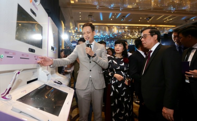 TPBank: ngân hàng đầu tiên triển khai thành công chuyển đổi thẻ chip nội địa có tích hợp contactless ảnh 1