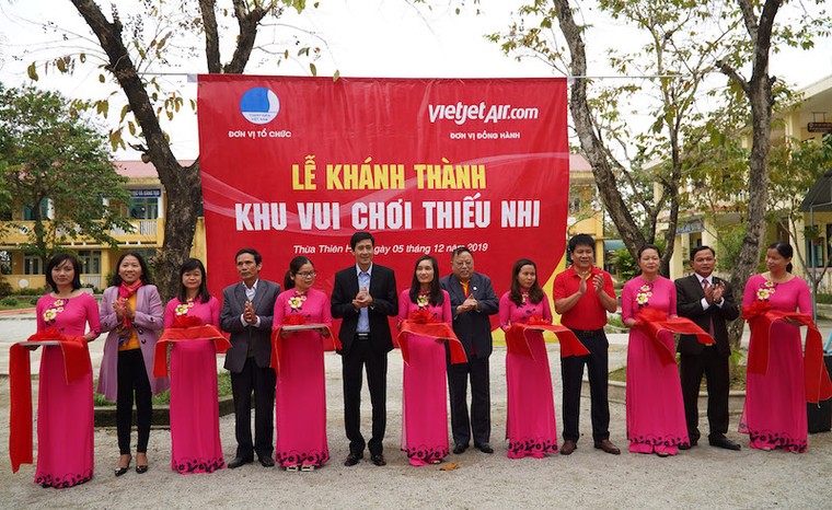 Vietjet tri ân bậc tiền nhân của đất nước ảnh 1