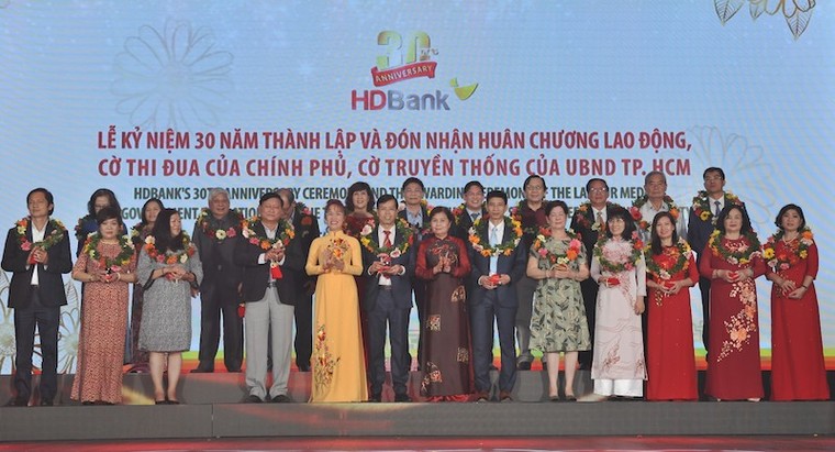 HDBank 30 năm- Ngân hàng hạnh phúc của cán bộ nhân viên ảnh 9