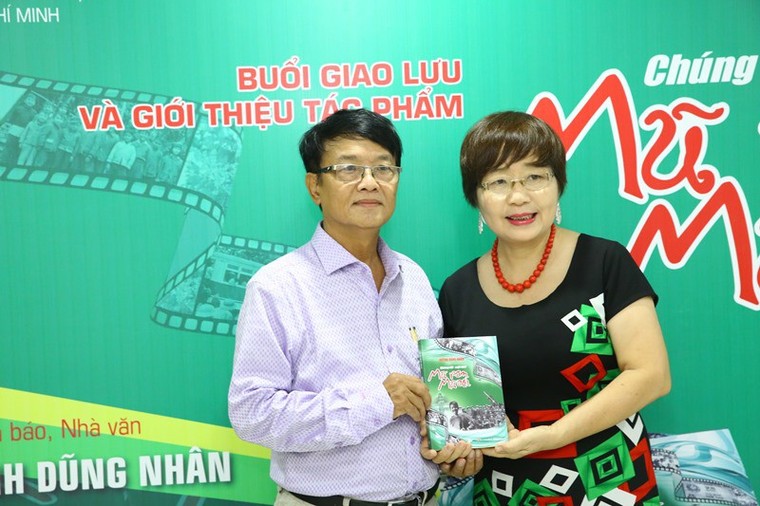 Nhà báo Huỳnh Dũng Nhân và tấm vé ngược chiều về một thời ‘mũ rơm, mũ cối’ ảnh 1