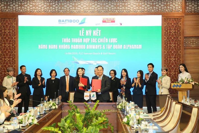 FLC bắt tay Alphanam: Liên minh mới của những doanh nhân Sao Đỏ ảnh 1