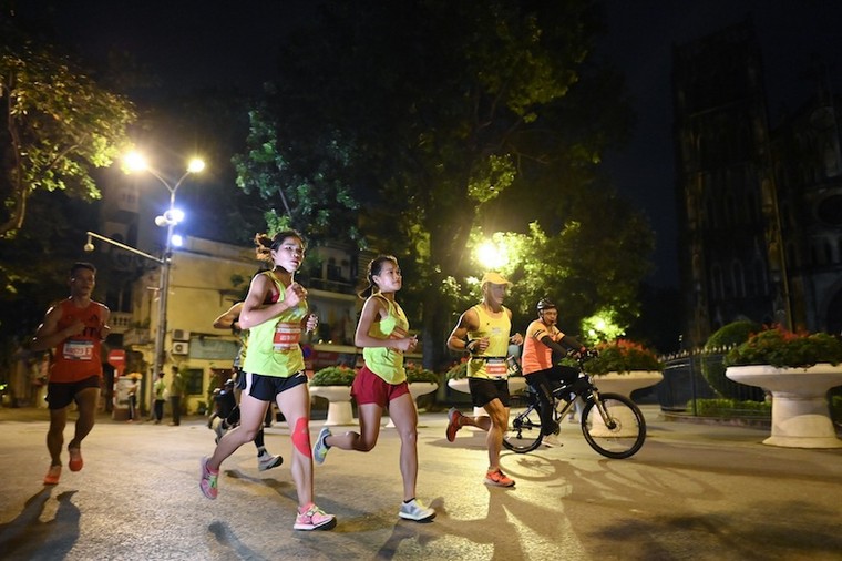 VPBank Hanoi Marathon ASEAN 2020 sôi động với nhiều thành tích ấn tượng ảnh 1