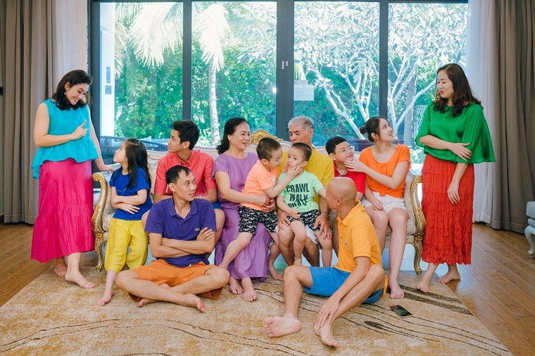 Bộ ảnh ‘siêu chất’ của một gia đình Hà Nội khiến ai cũng muốn ‘xách ba lô lên đi du lịch thời Covid’ ảnh 9