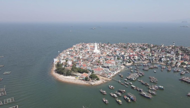 Bãi Đông, điểm du lịch mới hoang sơ, hấp dẫn nhất xứ Thanh ảnh 1