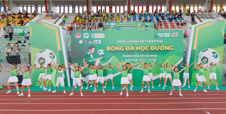 187 đội bóng tham gia tranh tài tại vòng chung kết Giải bóng đá học đường TP.HCM ảnh 1