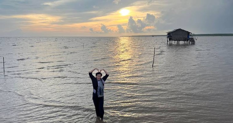 Du khách thích thú với những trải nghiệm sống như….người Cà Mau ảnh 7