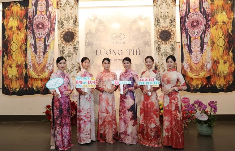 Đưa 9 bảo vật quốc gia lên lụa tơ tằm Việt Nam ảnh 6