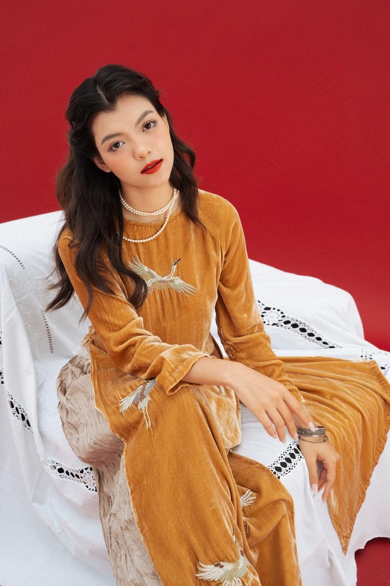 The Oriental Queen- Bộ sưu tập áo dài Tết khiến chị em “thần hồn điên đảo” ảnh 10