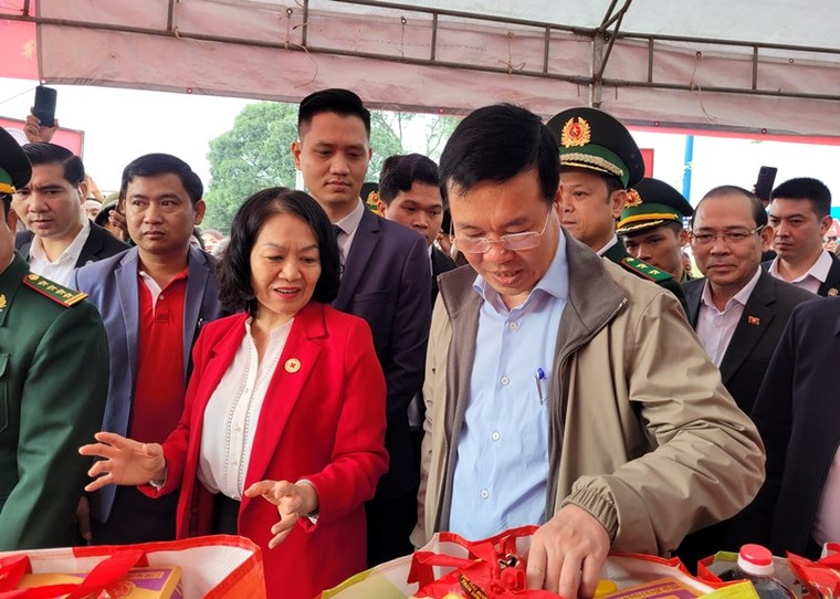 Hành trình mang tết ấm áp đến với những hoàn cảnh khó khăn ảnh 1