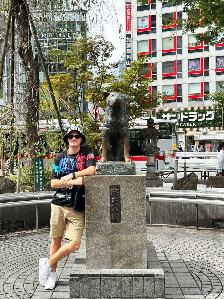 Tiếp viên hàng không Emirates bật mí bí quyết du lịch một mình ảnh 1