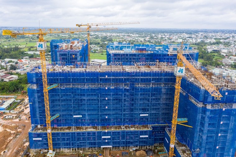 Xây dựng Hòa Bình lý giải nguyên nhân lỗ thêm 333 tỷ đồng sau kiểm toán ảnh 1