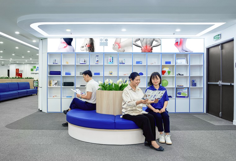 Phòng khám ACC khai trương cơ sở mới tại Hà Nội, phục vụ nhu cầu điều trị cơ xương khớp chuẩn quốc tế ảnh 1