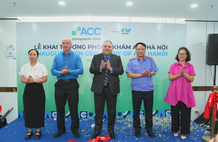 Phòng khám ACC khai trương cơ sở mới tại Hà Nội, phục vụ nhu cầu điều trị cơ xương khớp chuẩn quốc tế ảnh 4