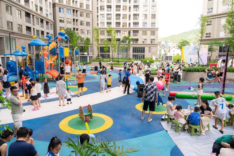 Vững vàng qua bão tố ảnh 2