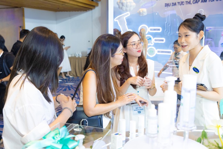 Cetaphil ra mắt dòng sản phẩm mới kích hoạt khả năng tự phục hồi cho da nhạy cảm ảnh 1