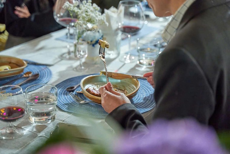 Bếp trưởng T.U.N.G dining trình diễn ẩm thực tinh hoa bên…hè phố ảnh 6