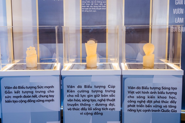 Chính thức mở cổng bình chọn trực tuyến cho giải thưởng “Vinh danh Người truyền Lửa” ảnh 2