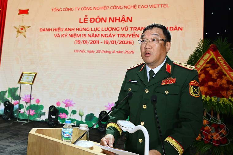 Viettel High Tech đón nhận danh hiệu Anh hùng Lực lượng vũ trang nhân dân ảnh 4