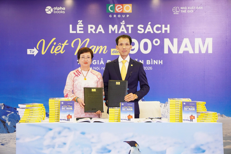 Ra mắt sách “Từ Việt Nam đến 90° Nam” của tác giả Đoàn Văn Bình ảnh 1