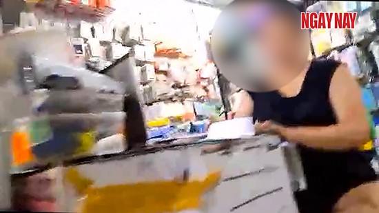 'Kho' linh kiện điện thoại: Vì sao hàng của Hoàng Kim, Hoàng Dung giá rẻ? ảnh 2