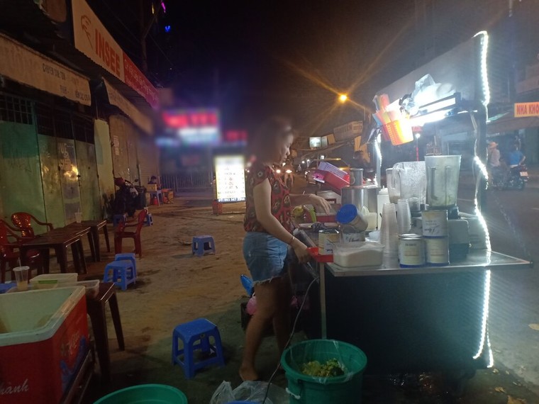 Đi qua ngày COVID-19 – Bài 2: Vỉa hè đói ăn... ảnh 1