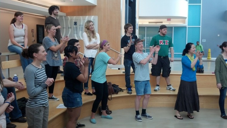 Câm điếc - bệnh trạng hay một đặc trưng văn hóa? ảnh 1