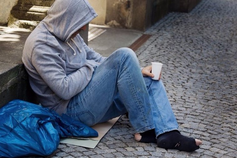 Ăn mày xứ Tây ảnh 1