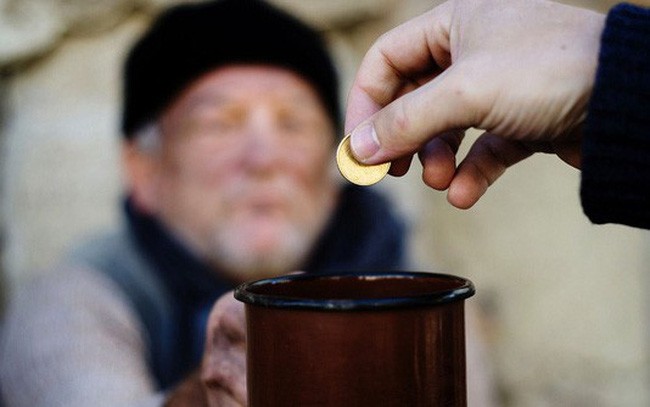 Ăn mày xứ Tây ảnh 2