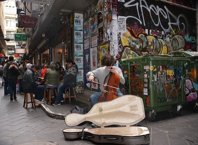 Graffiti: Phá hoại hay lao động? ảnh 1