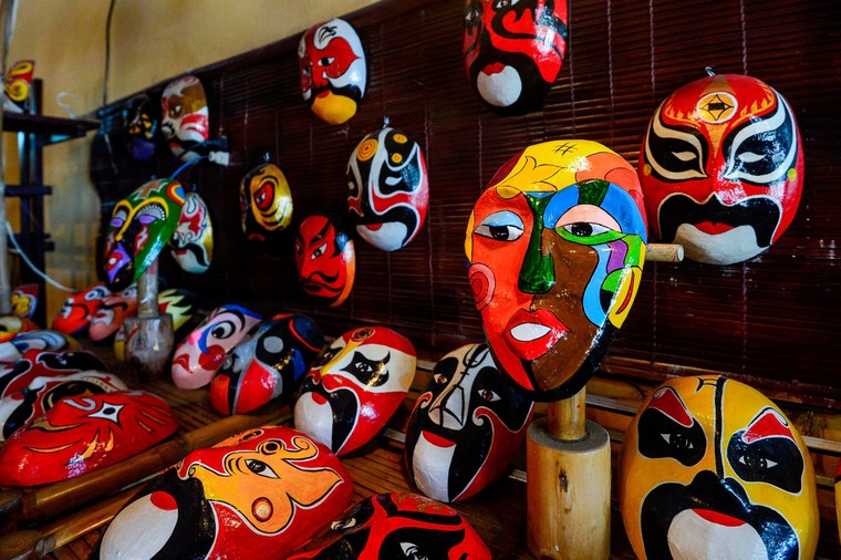 Mê mẩn với những chiếc 'mặt nạ thời gian' ảnh 5