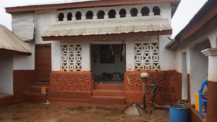 Các tòa nhà truyền thống Asante ảnh 1