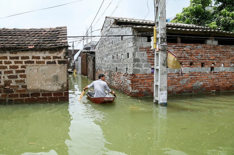 Lụt thì lút cả... xã ảnh 4